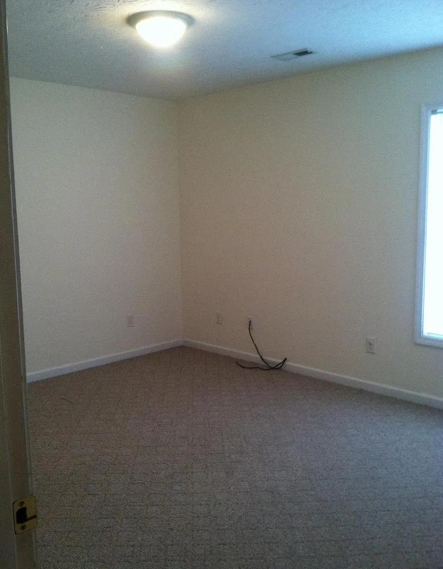 3 bed, 1400 sqft, $1,495 — Photo 2