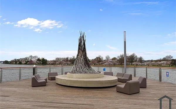 525 Water St SW #407 — Photo 40