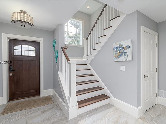3rd image of 130 Sandcastle Ct