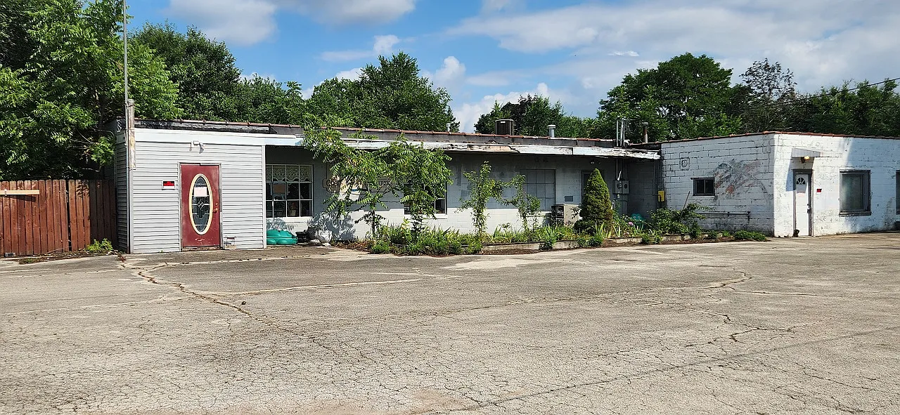 5419 Harriet Avenue (The Factory) - A — Photo 4