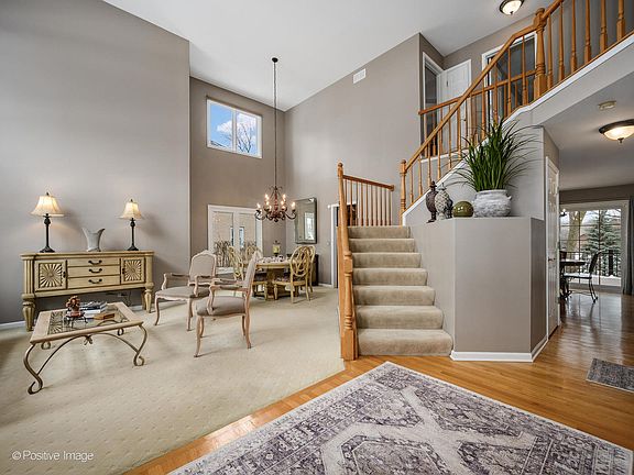 5th image of 2412 Pepper Tree Ct