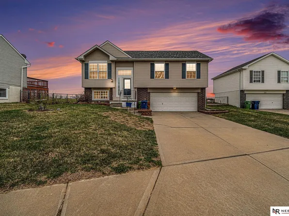 14316 S 25th Ave, Bellevue, NE 68123