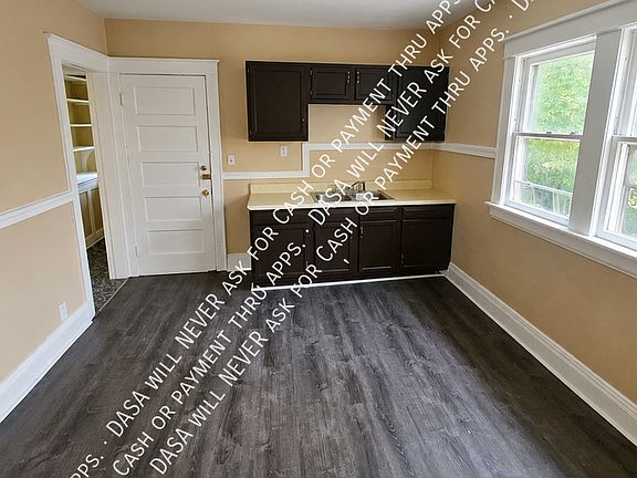 3rd image of 116 Argo Park