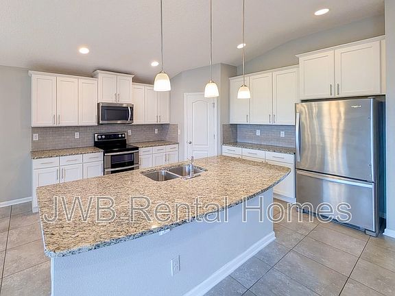 2nd image of 1329 Nochaway Dr