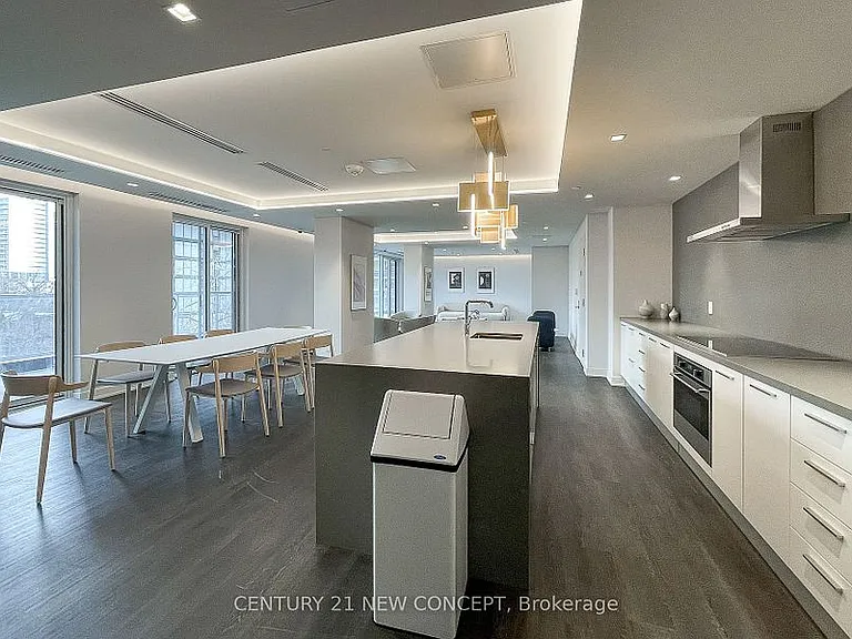 3 Gloucester St #901 — Photo 8