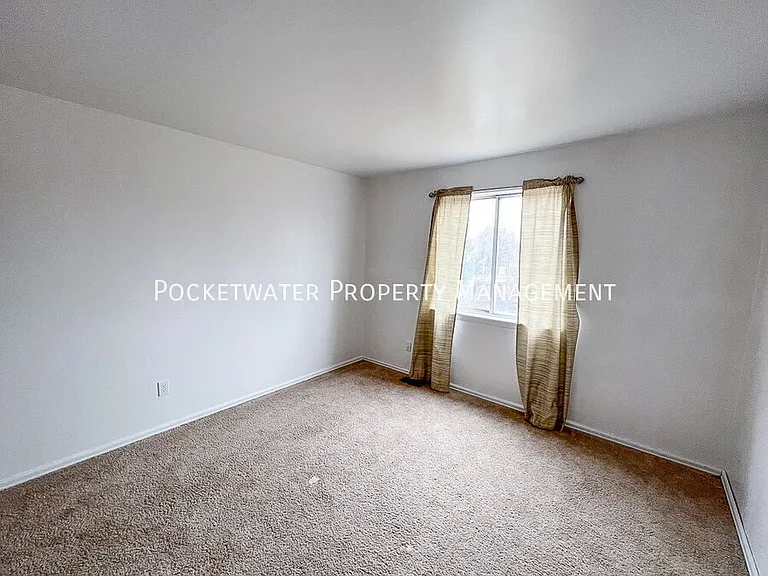 2207 Tulip St — Photo 12