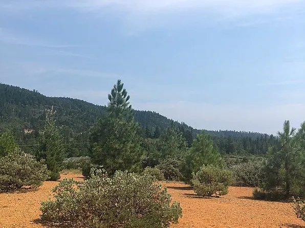 336 Cedar Rdg, Cave Junction, OR 97523