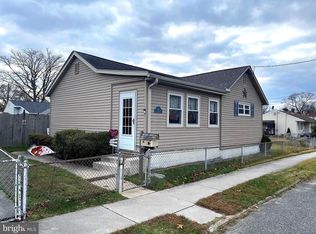 822 Cookman Ave, National Park, NJ 08063
