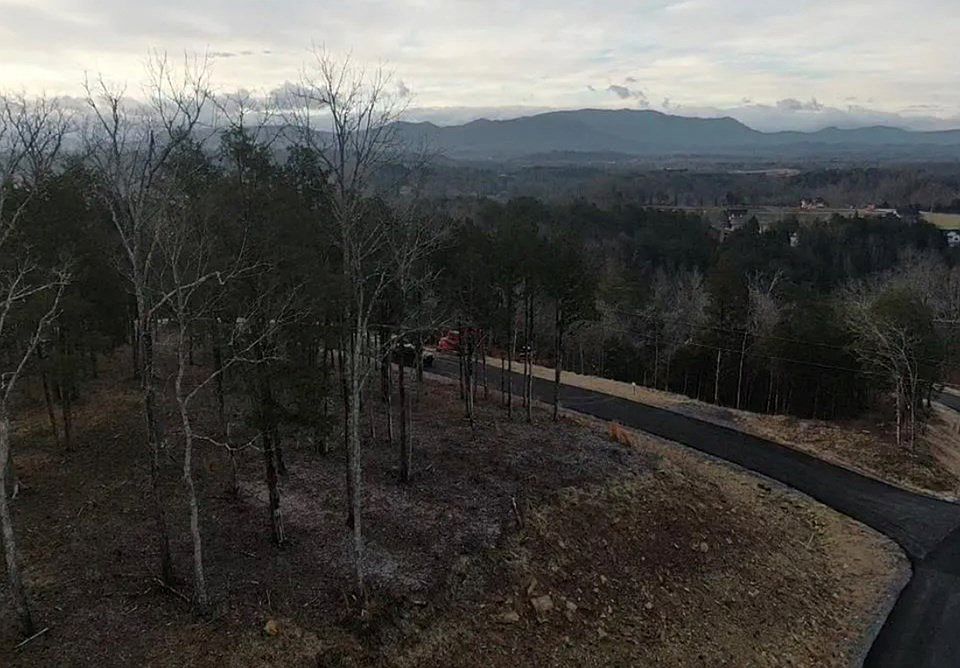 2nd image of 76 Clear Point Trl