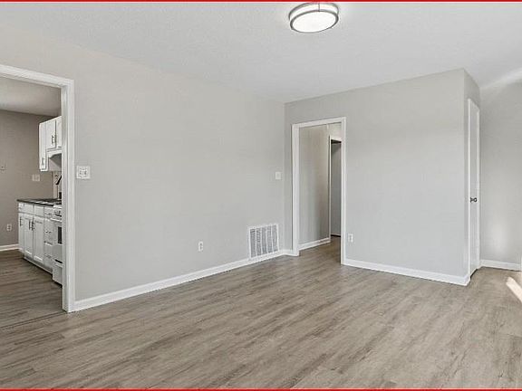4th image of 4310 Reed St