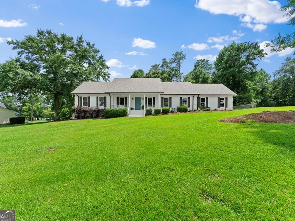 204 Saint Anthonys Dr, Macon, GA 31220