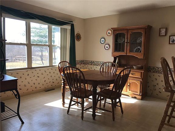 4th image of 417 Ironwood Dr