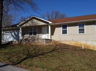 181 South St, Troy, MO 63379