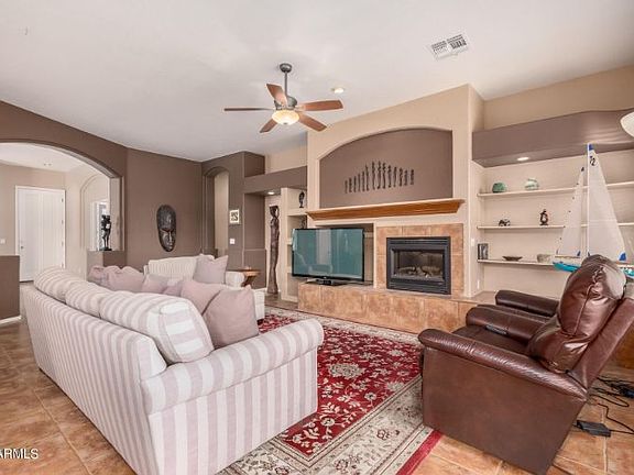 3rd image of 11343 S Santa Fe Ln