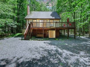 145 Lakeview Dr W, Lake Ariel, PA 18436