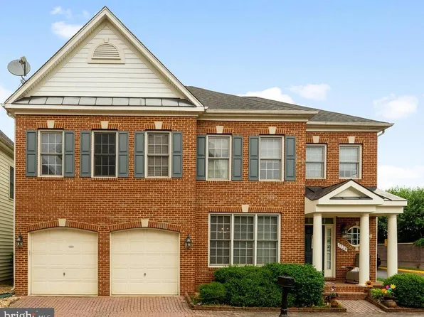7728 Tea Table Dr, Lorton, VA 22079