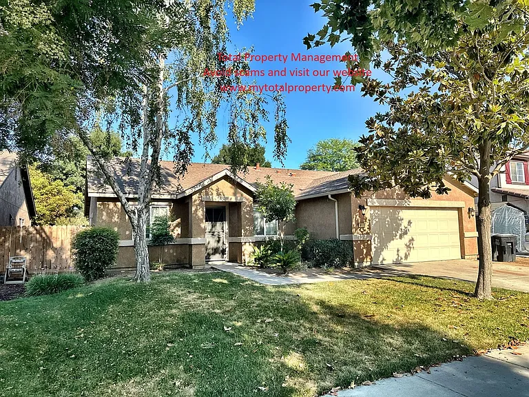 4117 S Crenshaw St — Photo 1