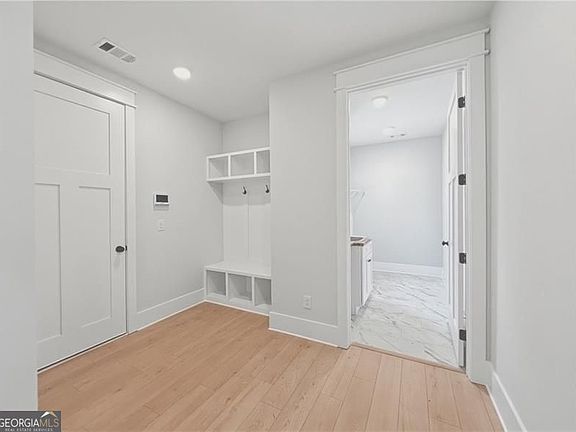 4th image of 115 Palisade Dr