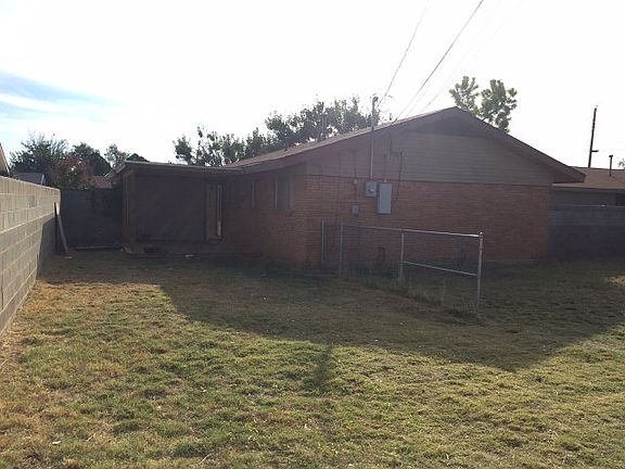 3rd image of 2613 San Andres Dr