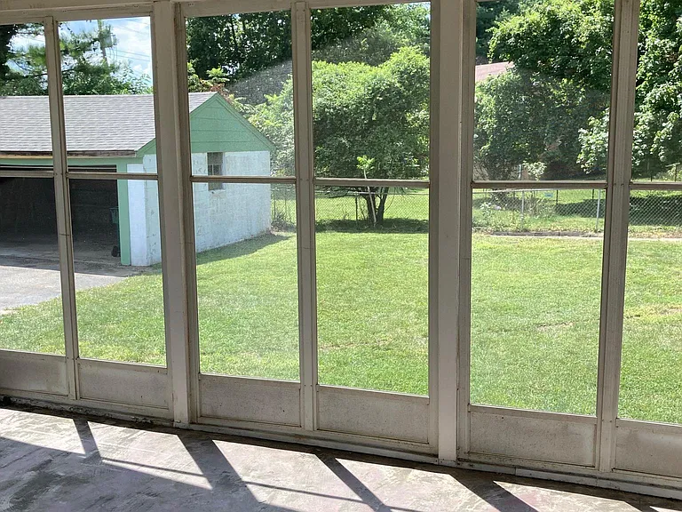 4917 Charlemar Dr — Photo 21