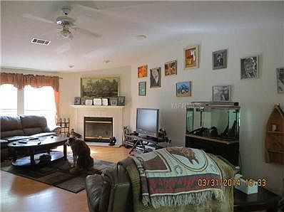 3rd image of 1351 Wildwood Ln