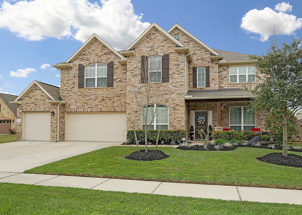 1st image of 27223 Wooded Canyon Dr