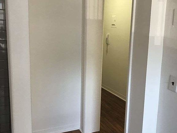 4th image of 64 Thompson St #2L