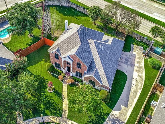 2nd image of 3000 San Patricio Dr