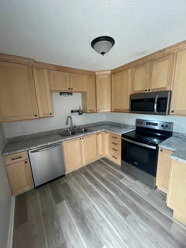 2017 East Hughes Avenue - 1 — Photo 3