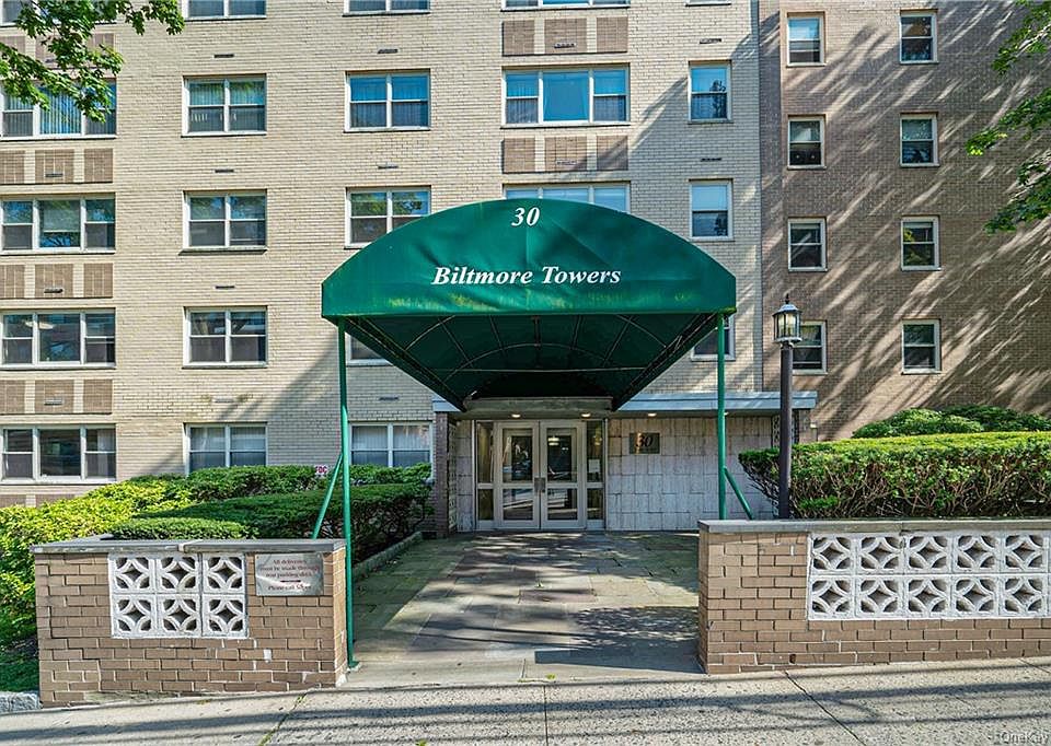 1st image of 30 Lake St APT 2K