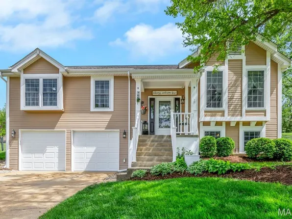 700 Williams Dr, Eureka, MO 63025