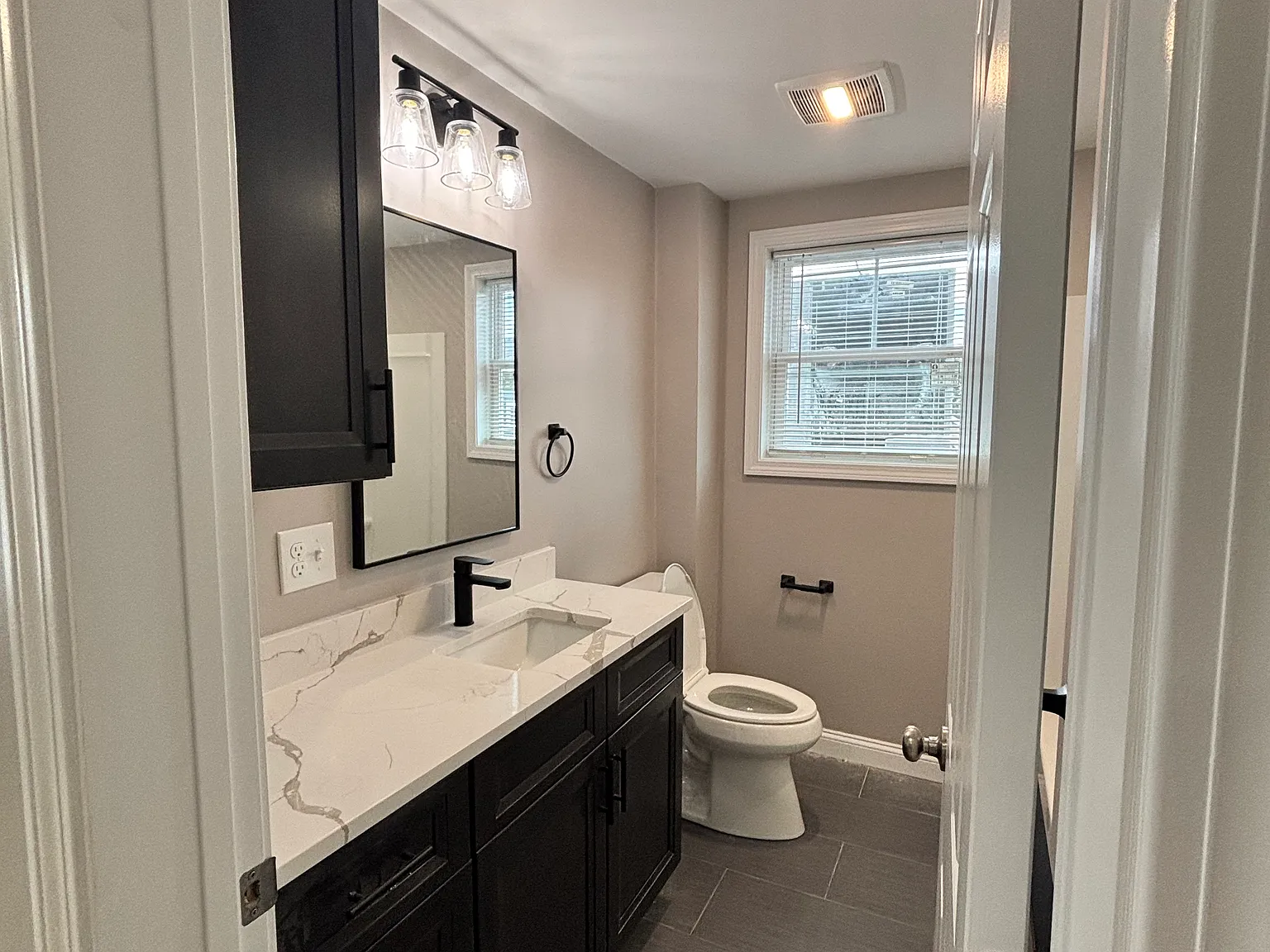 5 Annie St — Photo 3