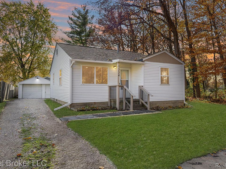1st image of 1334 Brady Ave