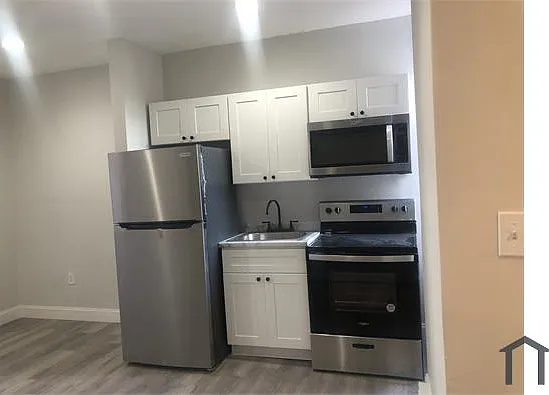 2 bed, $1,200 — Photo 2