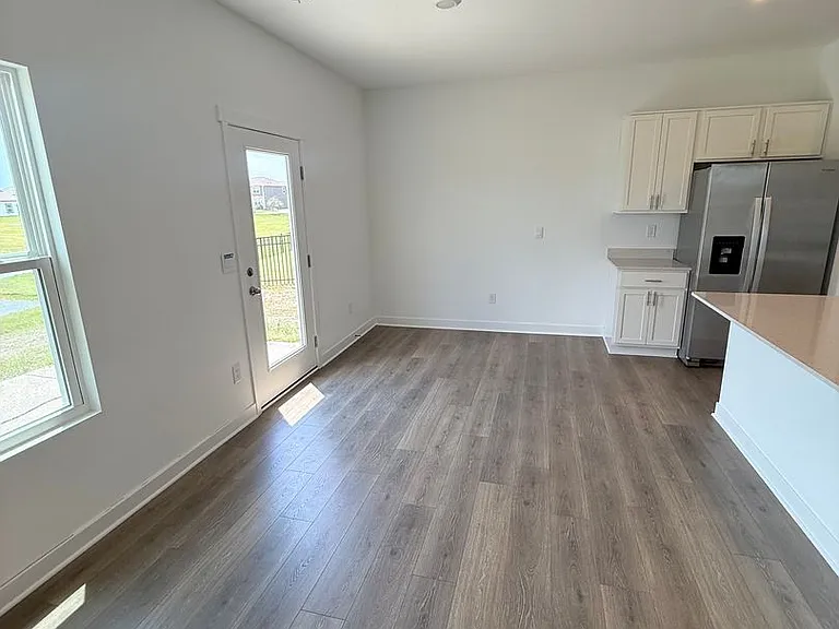 9203 Hemingway Dr — Photo 11