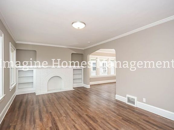 4th image of 2214 Northland Ave #2