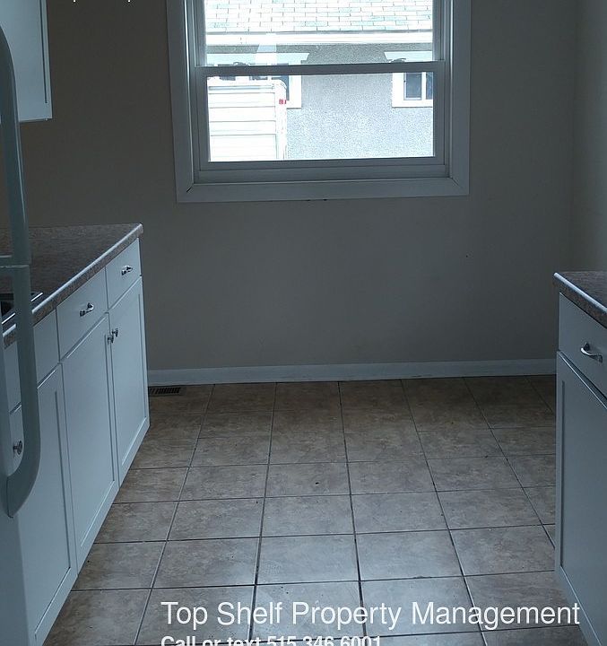 2nd image of 2347 E 9th St #1