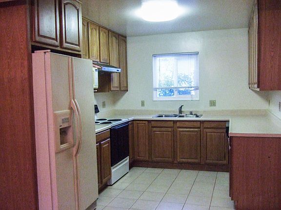 5th image of 4334 Fairwood St