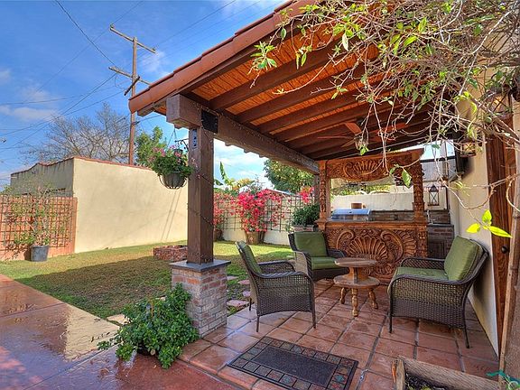 5th image of 8764 Zamora Ave