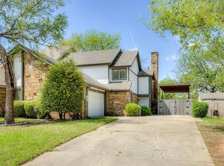 907 Leisure Dr, Midwest City, OK 73110