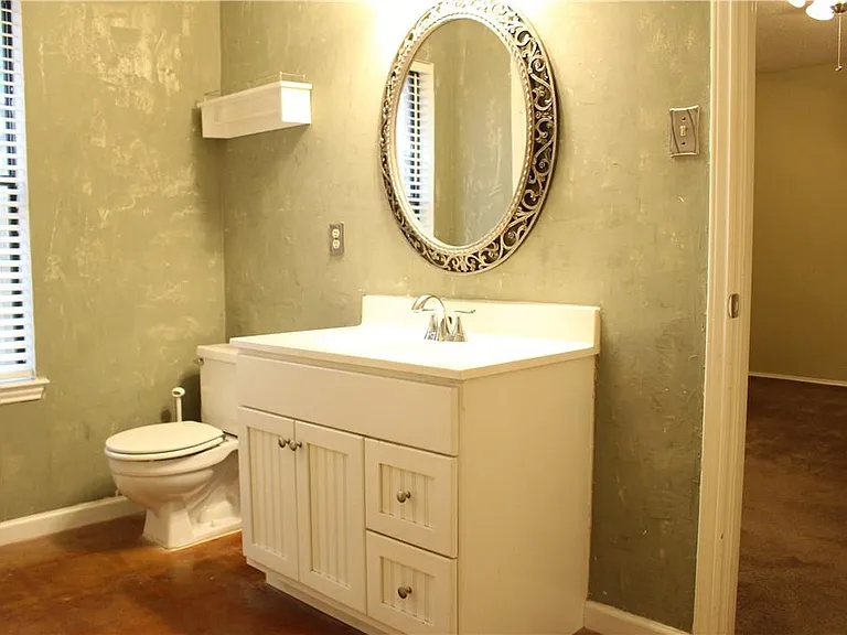 7422 Dallas Dr — Photo 13