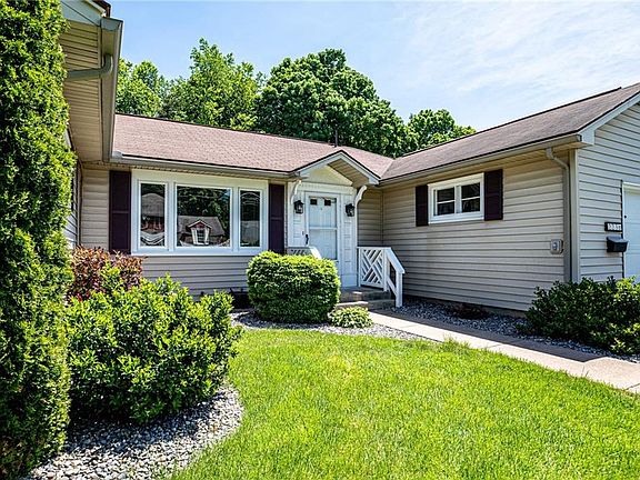 4th image of 223 Fay Park Dr