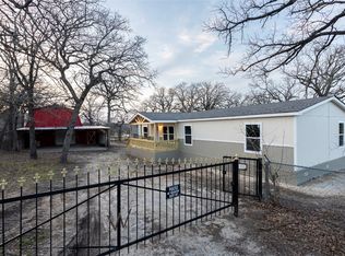 301 Turpin Dr, Azle, TX 76020