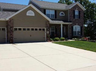 948 Palomino Path, High Ridge, MO 63049