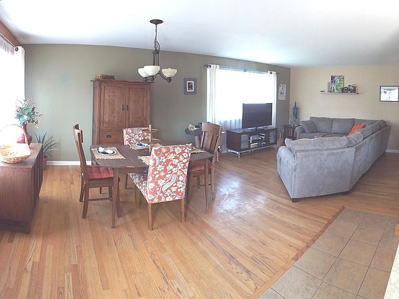 Dining room to Living room