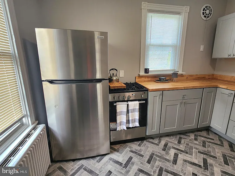 39 N Wells Ave — Photo 6
