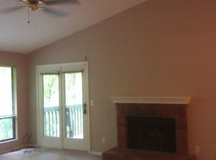 331 Warm Springs Cir, Roswell, GA 30075