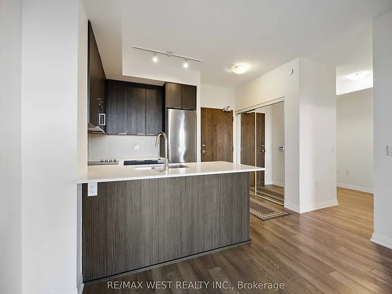 99 Eagle Rock Way #209 — Photo 10