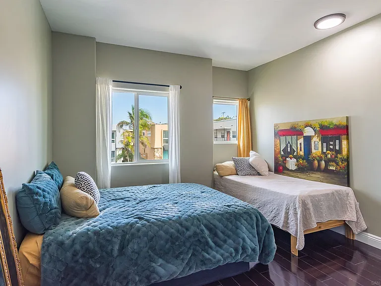 4741 Point Loma Ave #201 — Photo 10