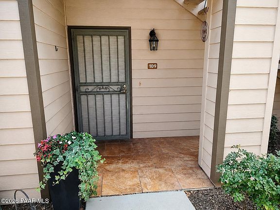 4th image of 1975 S Blooming Hills Dr #109
